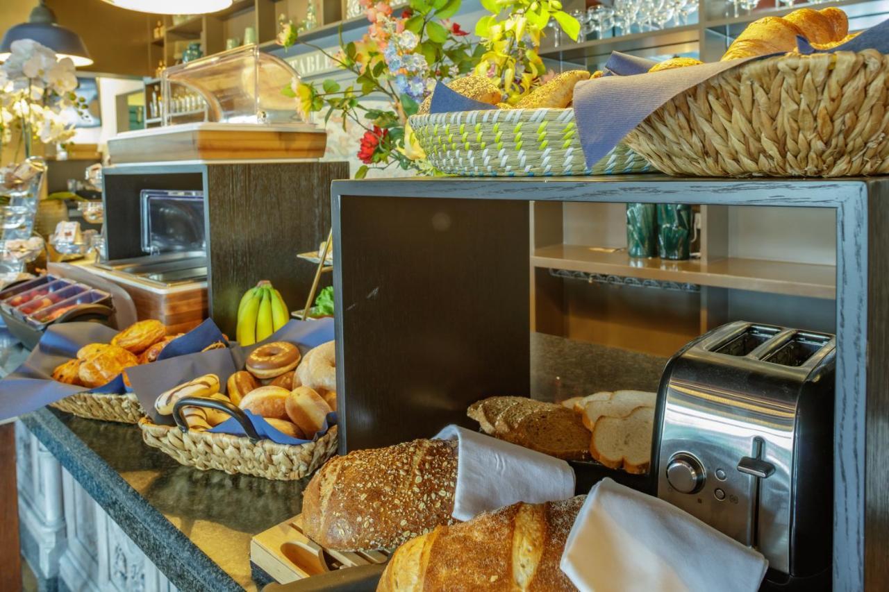 Grandcafe Boutique Hotel Eemland Eemnes Bagian luar foto